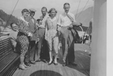 GEORG met schoonfamilie 1931 op het COMOMEER 